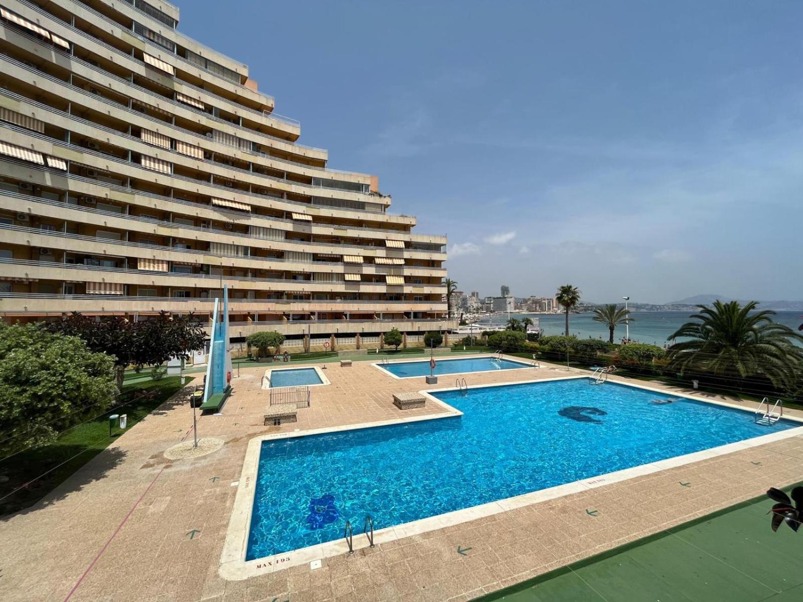 Calpe Apartamento 1A Linea De Playa Piscina Reformado Wifi Aire エクステリア 写真